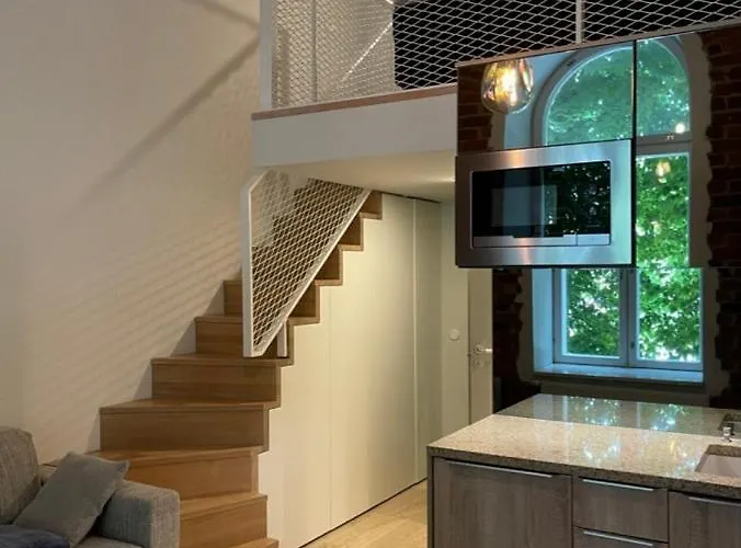 Deluxe Art In Heart Of Appartement