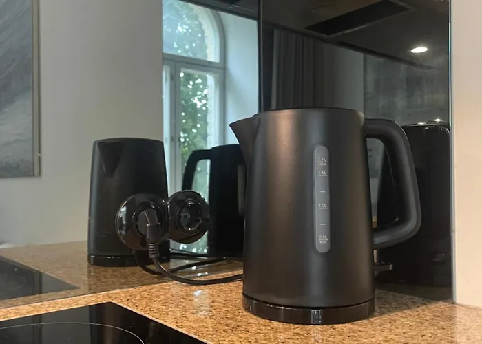 Deluxe Art In Heart Of Appartement